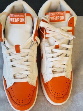 CONVERSE WEAPON ORANGE AND WHITE SYRACUSE LARRY BIRD BERNARD KING  NWOT